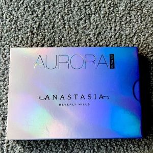 BNIB ABH Aurora Palette